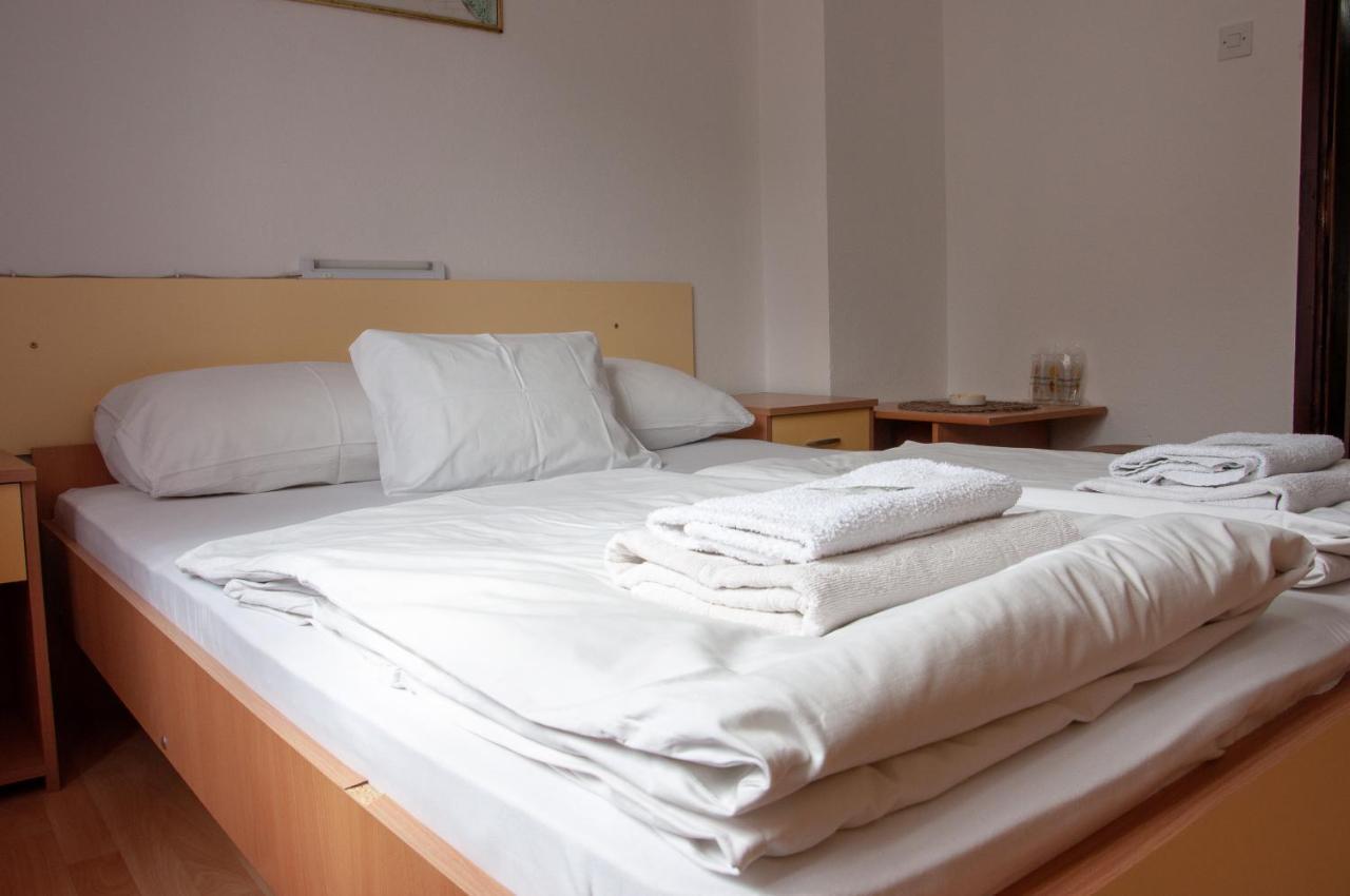 Apartmani Zvirac Soko Banja Esterno foto