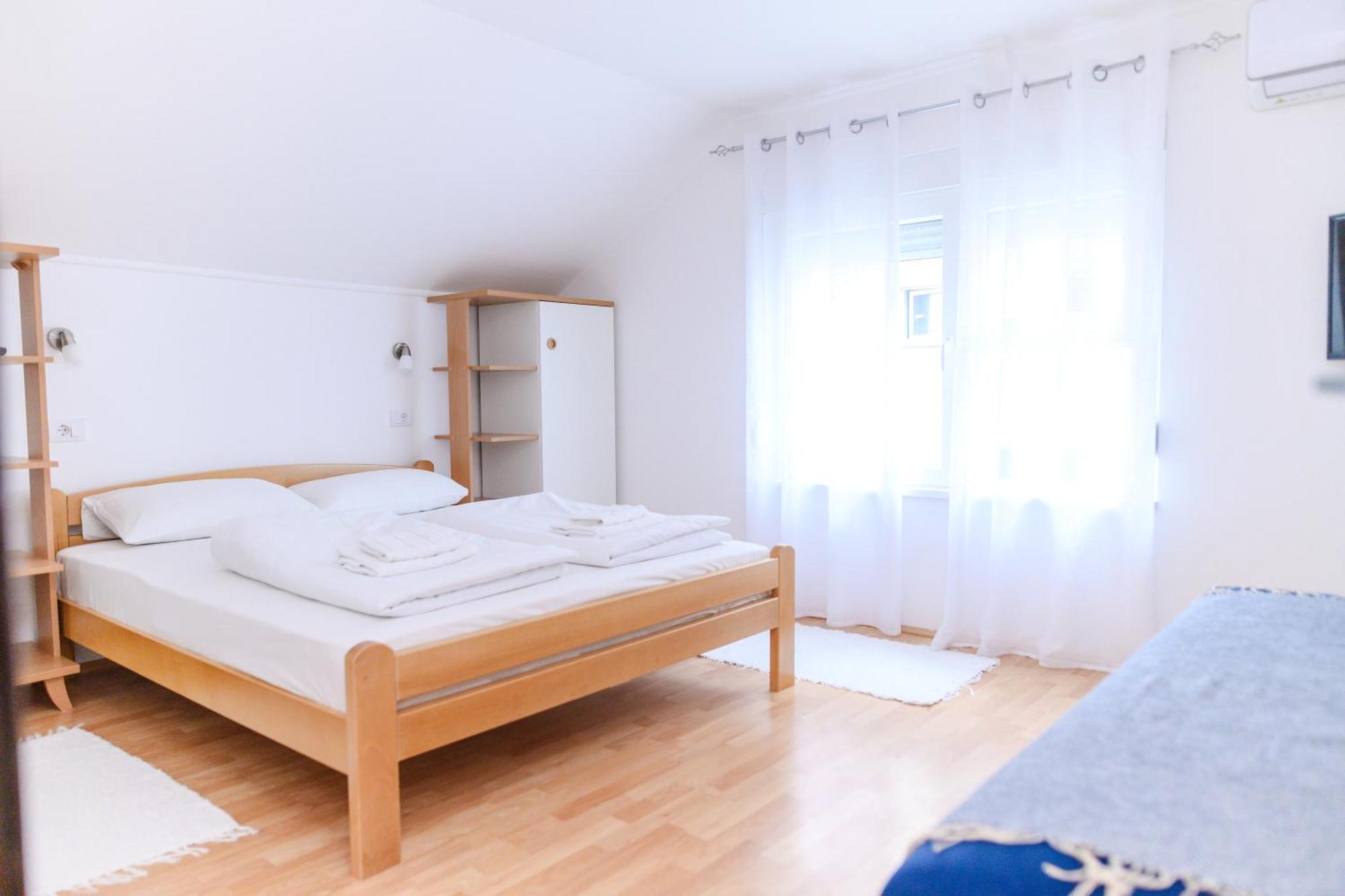 Apartmani Zvirac Soko Banja Esterno foto